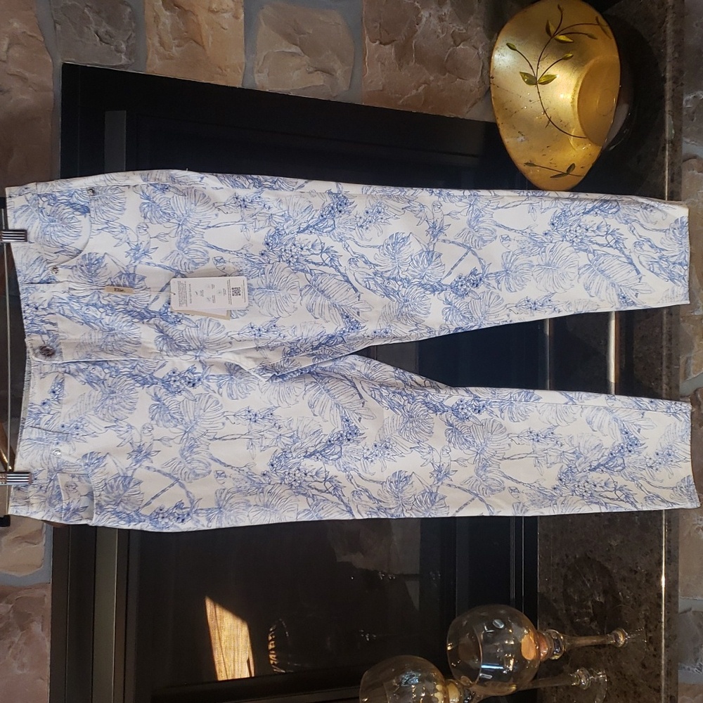 Elie Tahari Blue and White Skinny Jeans